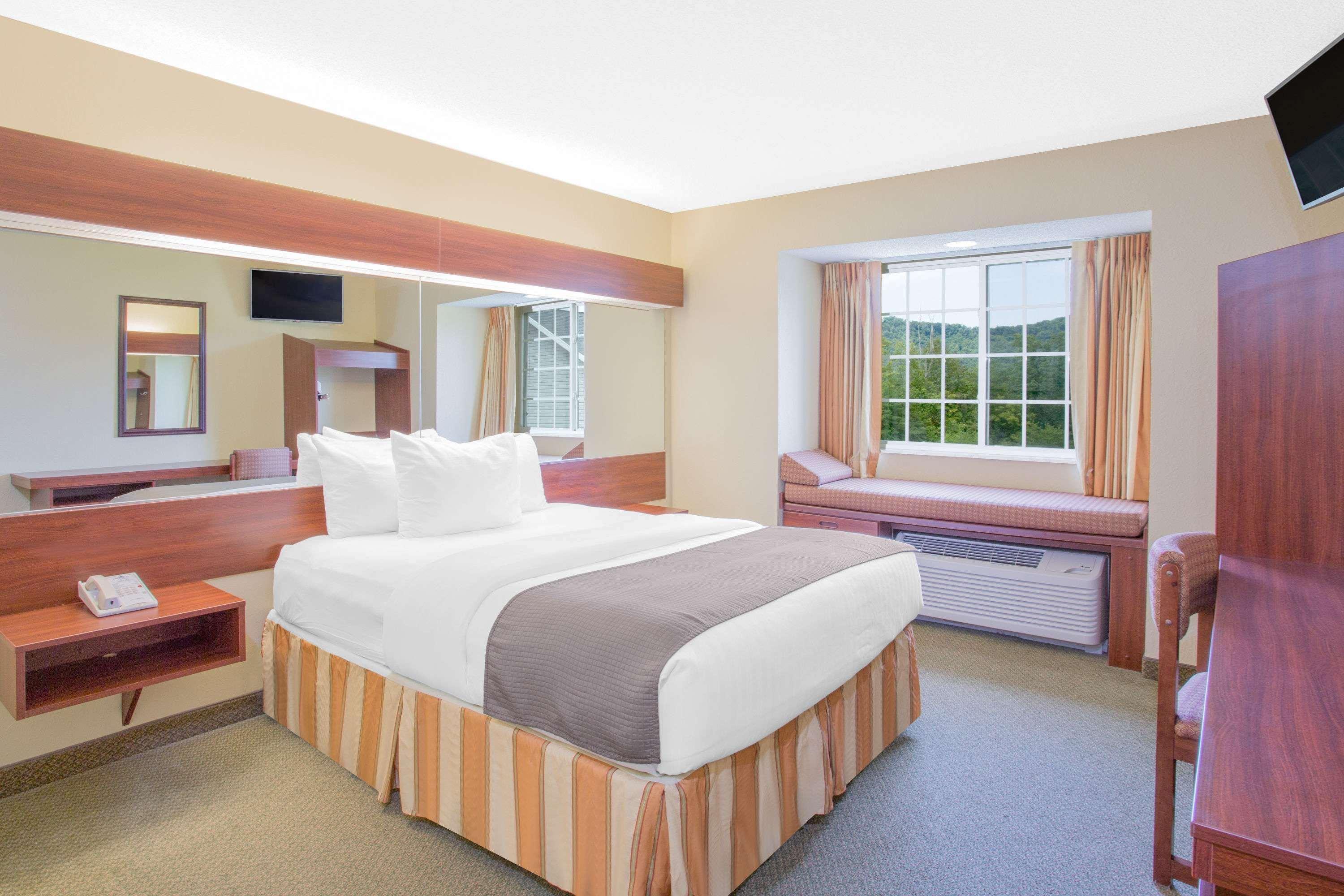 Microtel Inn And Suites Gassaway Eksteriør bilde